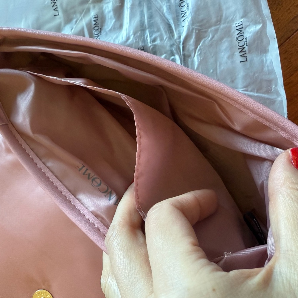 NEW Pink and Cream Women's Bag/Clutch/Cosmetic Bag - Picture 6 of 16